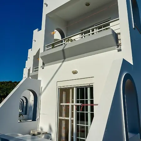 Lia Matina Studios * Pefki