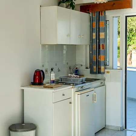 Lia Matina Studios Pefki