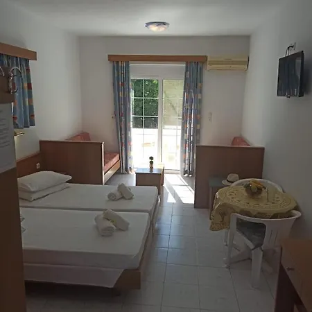 Lia Matina Studios Aparthotel *