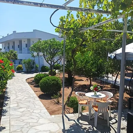 Aparthotel Lia Matina Studios Pefki