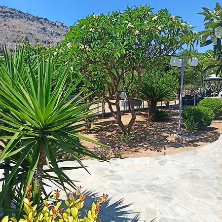 Lia Matina Studios Aparthotel